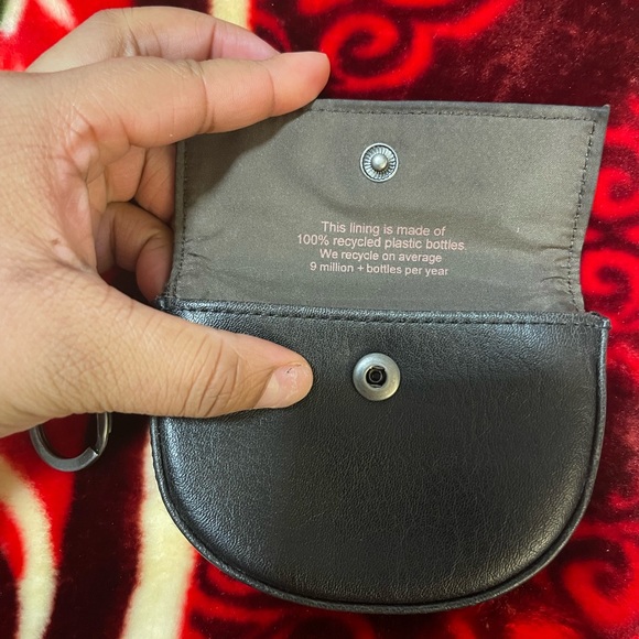 MATT & NAT COIN PURSE. - Picture 2 of 4